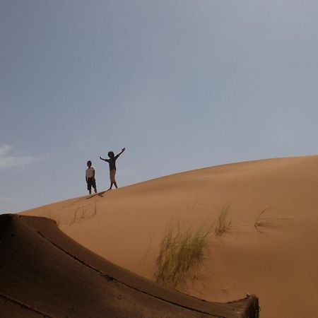 Auberge Camping Ocean Des Dunes Merzouga Buitenkant foto