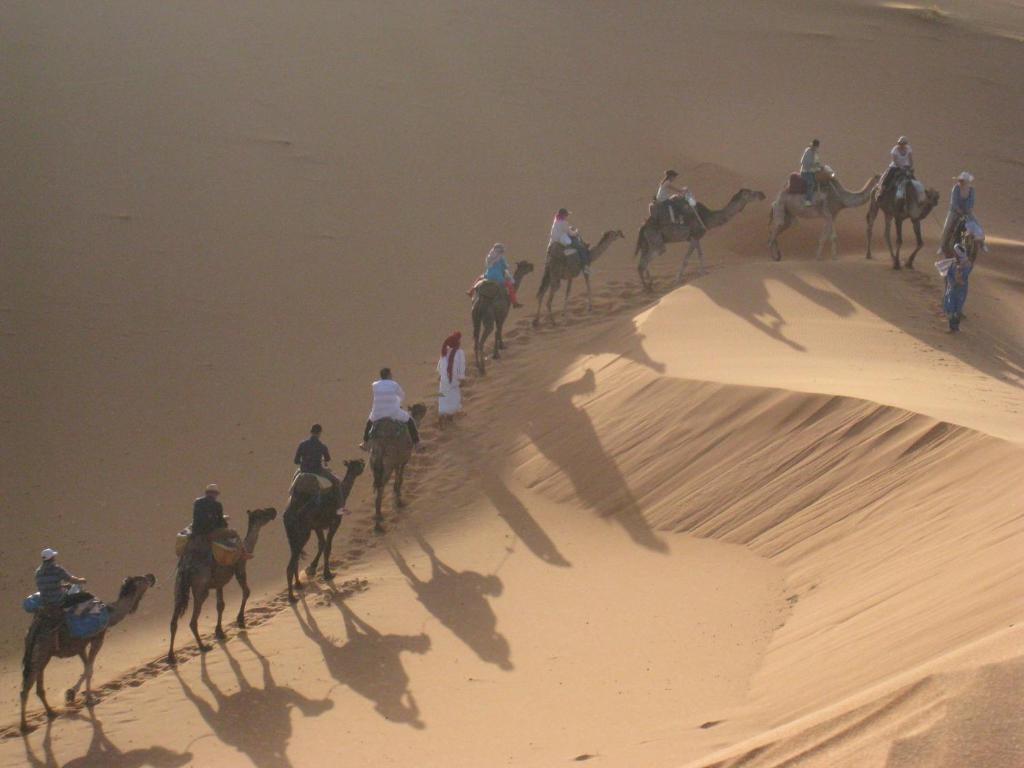 Auberge Camping Ocean Des Dunes Merzouga Buitenkant foto