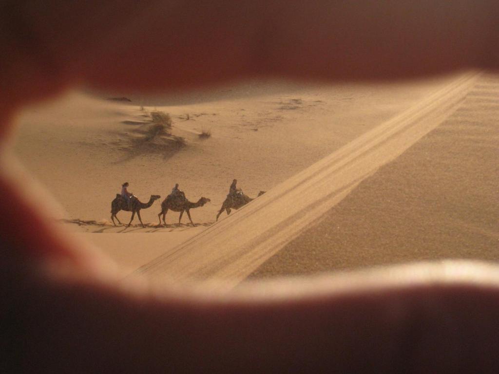 Auberge Camping Ocean Des Dunes Merzouga Buitenkant foto